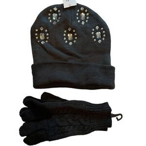 Berkshire Fashions Women’s Beanie And Gloves